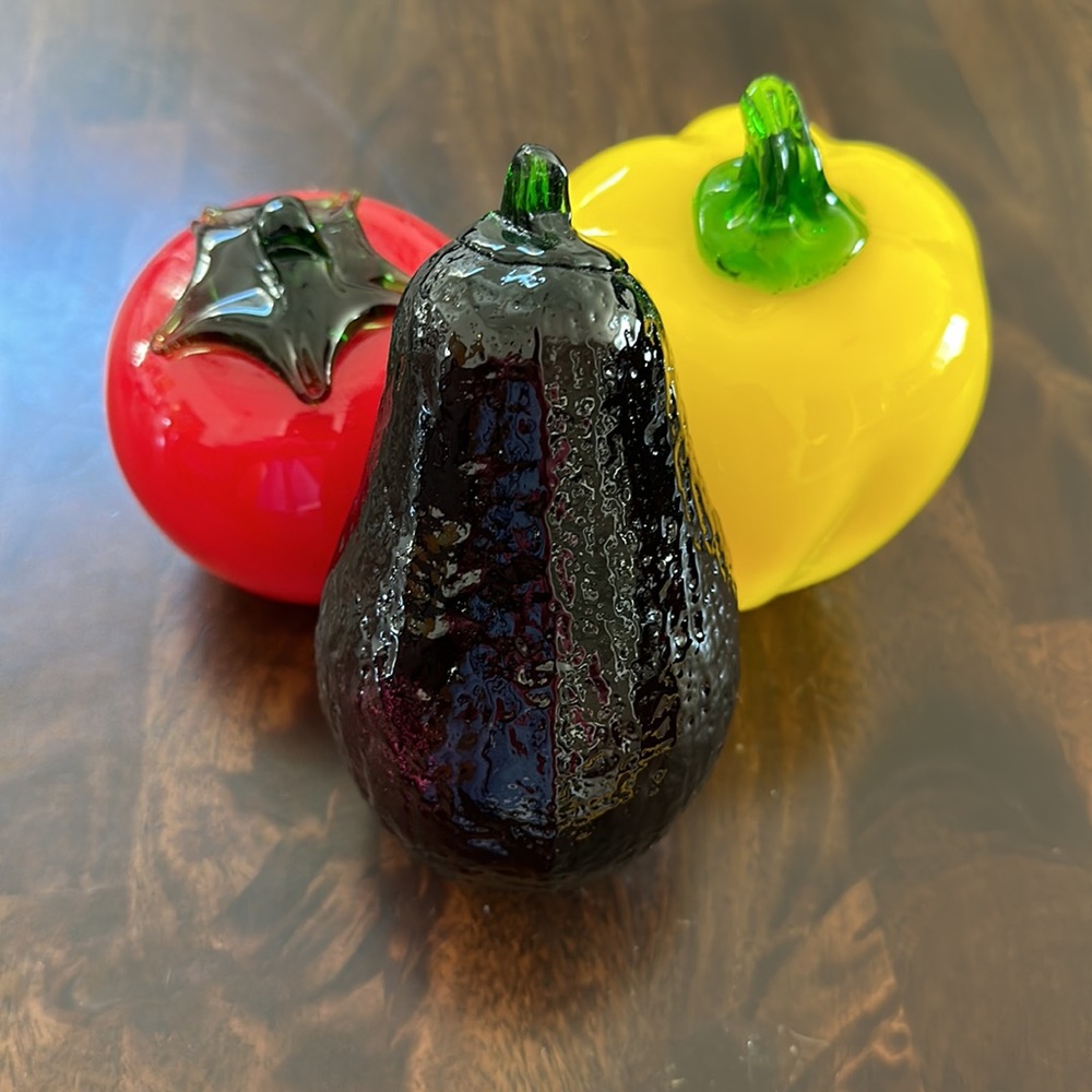 Vintage Murano glass vegetables. Yellow pepper tomato and avocado. - Picture 2 of 9